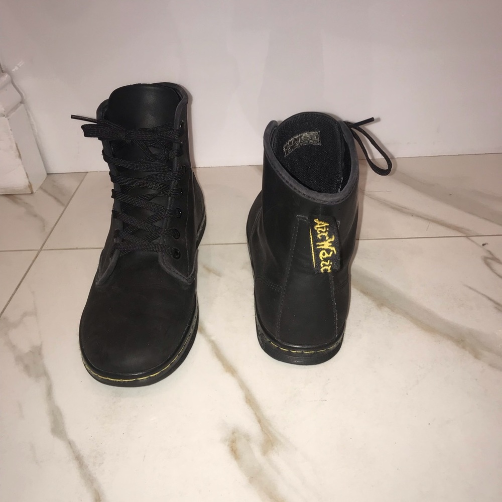 Dr Martens Airwair Boots